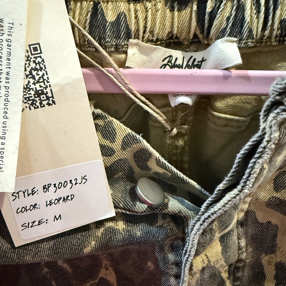 Leopard Print barrel Jeans - Picture 2 of 5